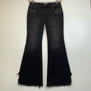 Free People We the Free Gummy Poll-On Flare Leg Jeans Onyx Black. Size 27.
